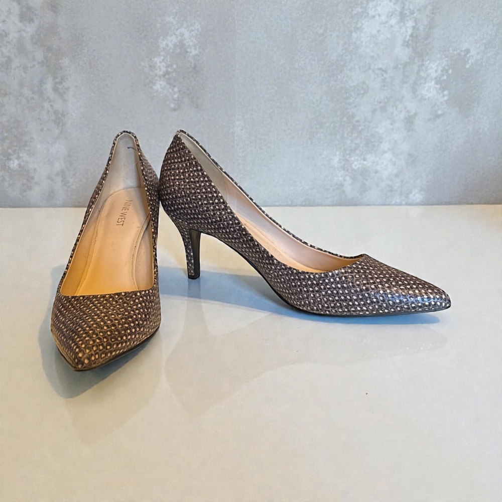Nine West Leopard Print 2.75 High Heels - Size 9 EUC